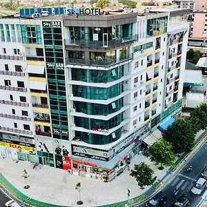 Hotel Sky