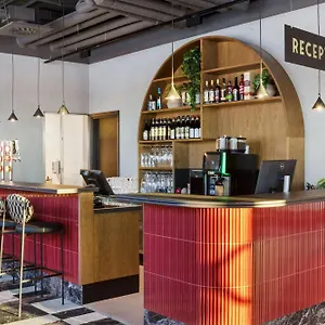 best-western-plus-hotel-kungens-kurva.find-stockholm-hotels.com/