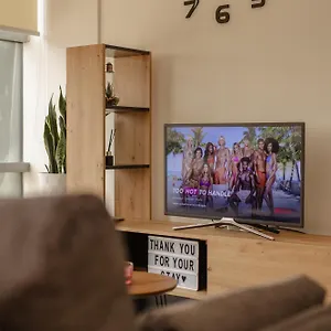 Apartment 446, Center